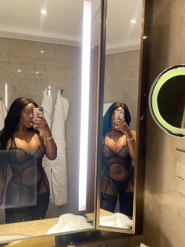 Escort in Shanghai - Lola Ebony Escort in Shanghai - Lola Ebony