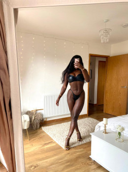 Escort in Shanghai - Lola Ebony Escort in Shanghai - Lola Ebony